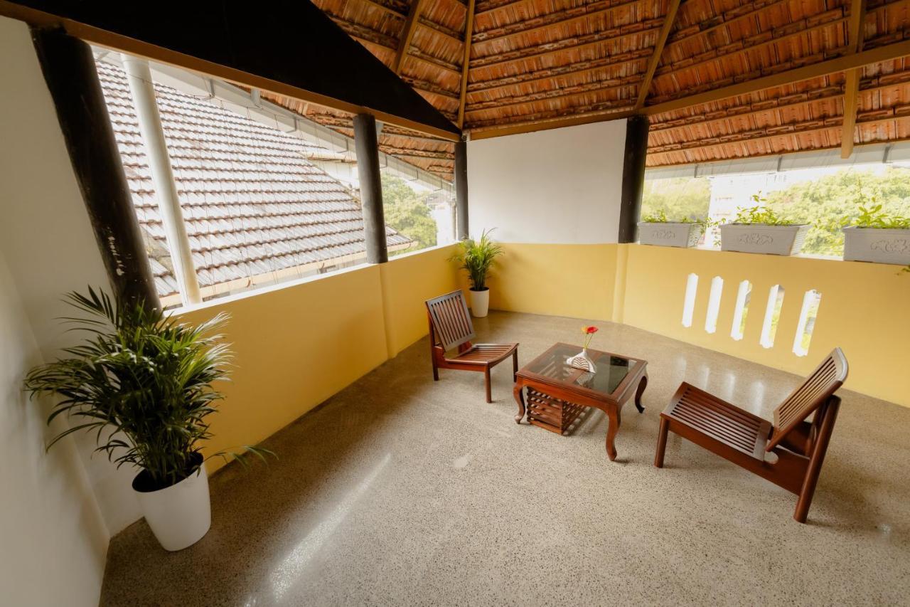 Seacoast Inn Fortkochi Fort Kochi Ngoại thất bức ảnh