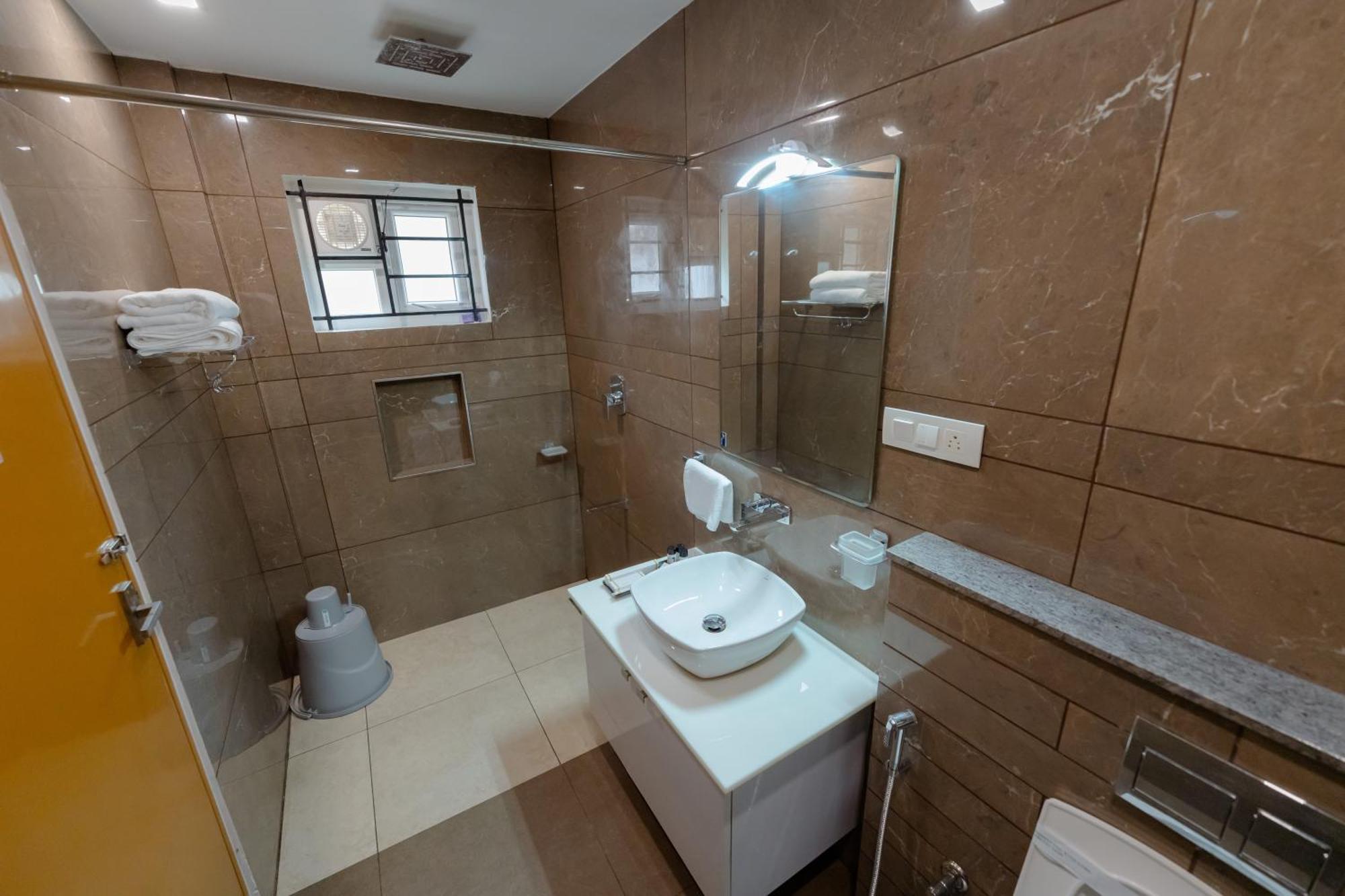 Seacoast Inn Fortkochi Fort Kochi Ngoại thất bức ảnh