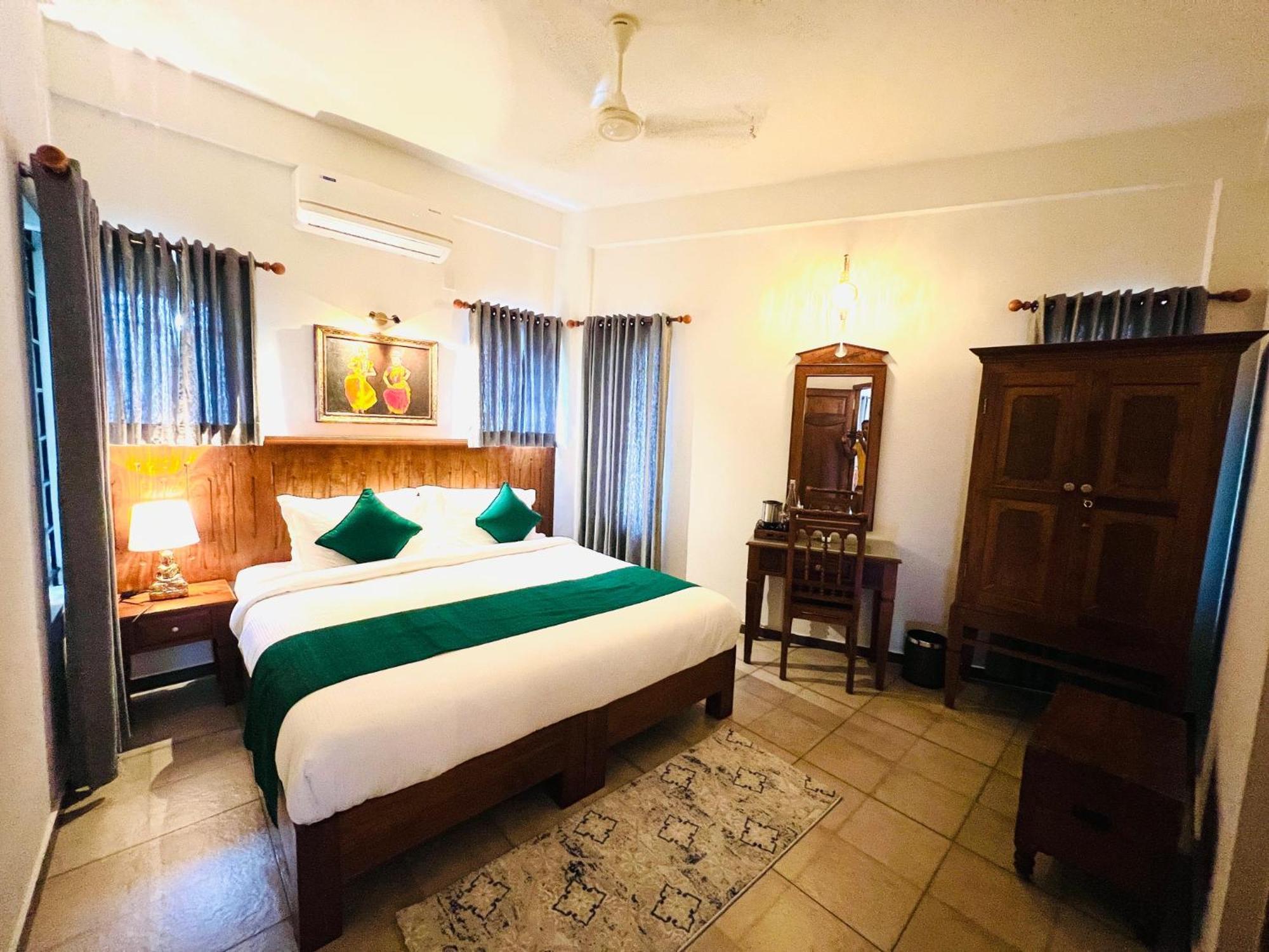 Seacoast Inn Fortkochi Fort Kochi Ngoại thất bức ảnh